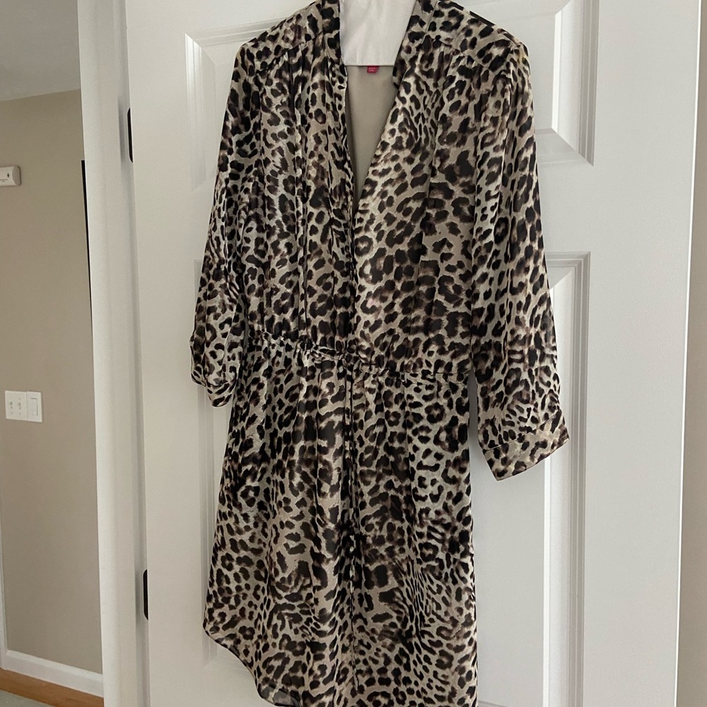 Vince Camuto Leopard-Print Long-Sleeve Shirt Dress in Beige and Brown